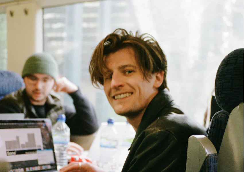 Shampoo gegen Haarausfall: Dieses hilft!