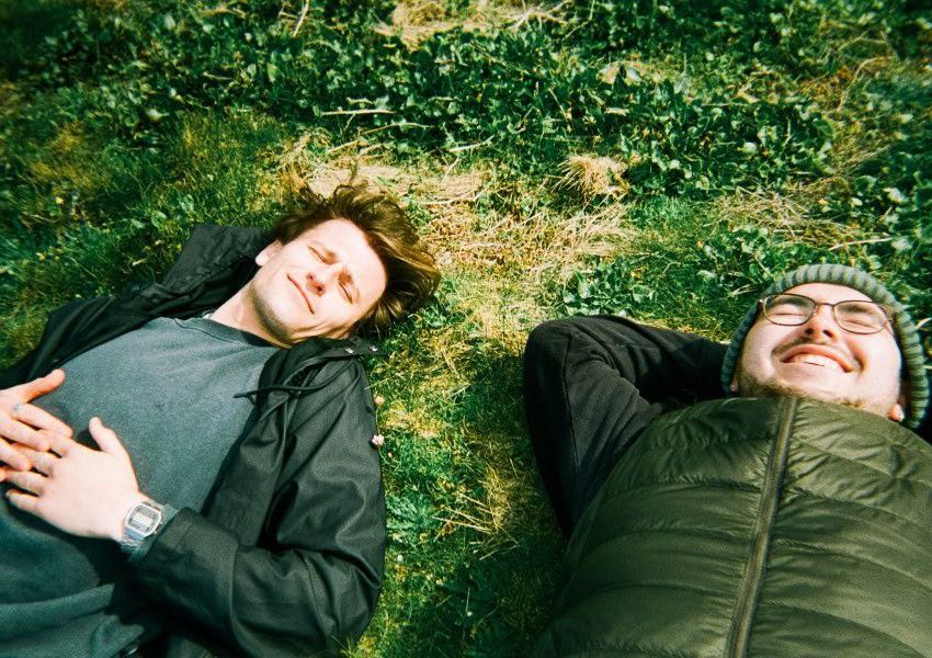 Verbessern Kopfmassagen die Haargesundheit und das Haarwachstum?